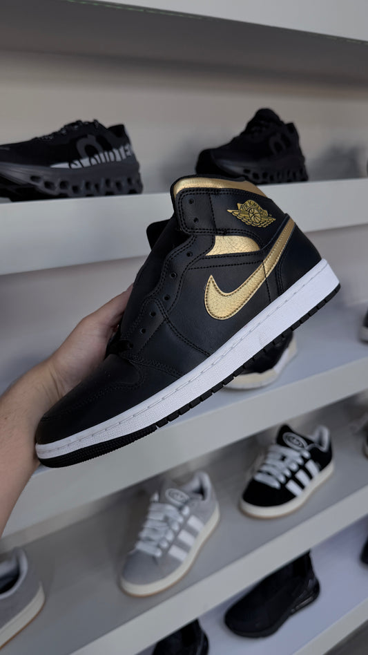 Jordan 1 Mid